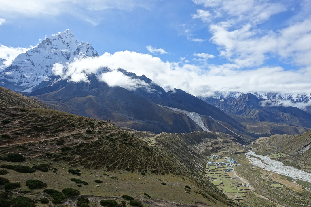 Everest Base Camp and Gokyo Lake Trek – Day 7 – Dingboche to Lobuche