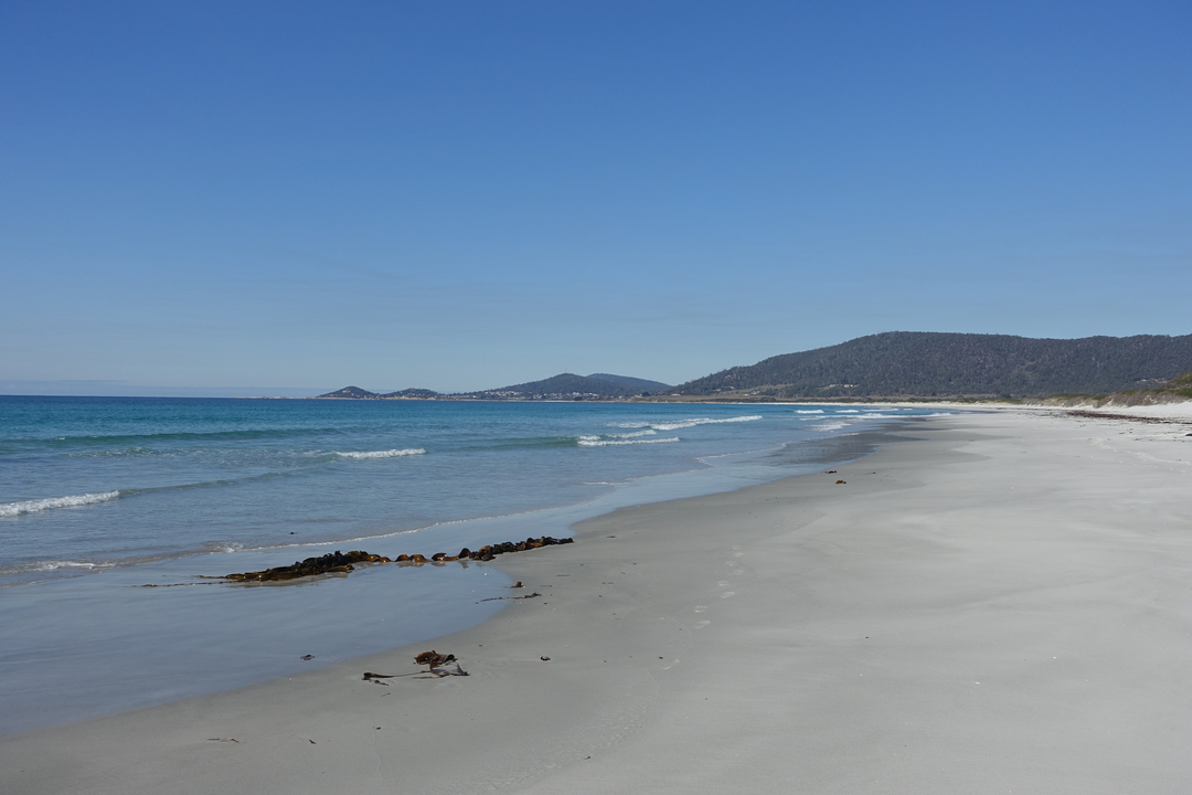 Friendly Beach to St Helens