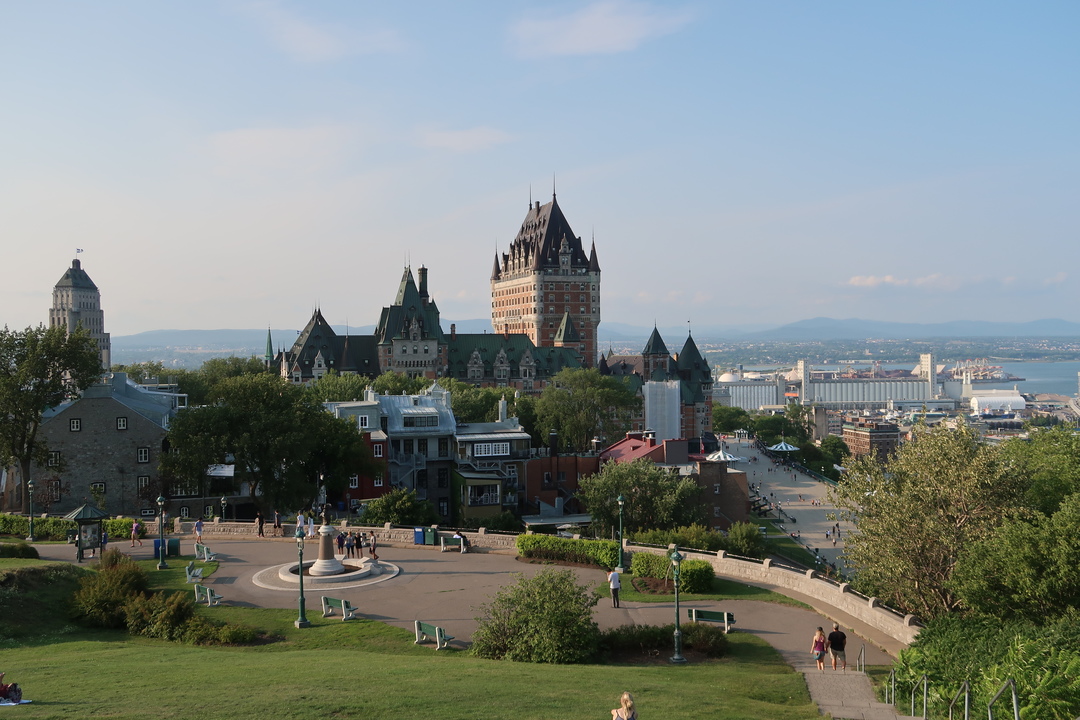 Mont Tremblant to Quebec stoping in Montreal